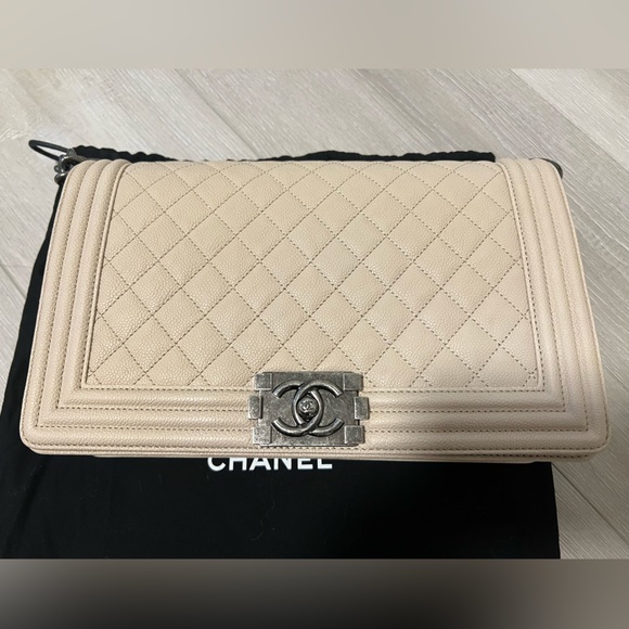 Chanel le boy new medium beige - Picture 7 of 15